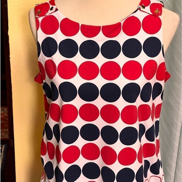 EUC Charter Club Sleeveless Top, Red, white & Blue Circles, Gold buttons #YC10 - Picture 6 of 6